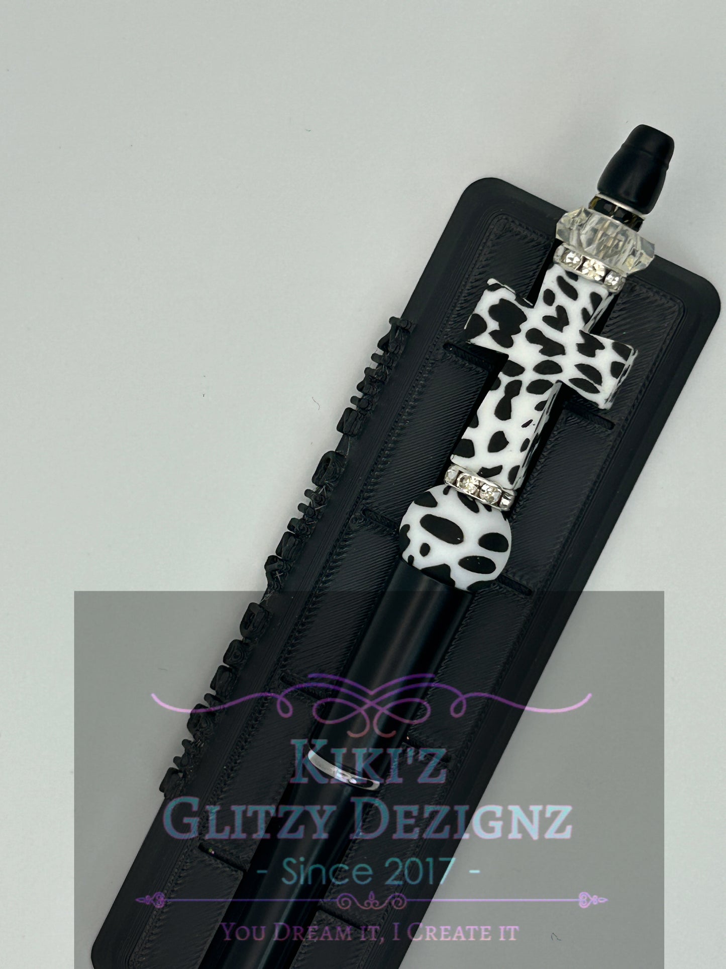 {RTS} Cow print cross Pen