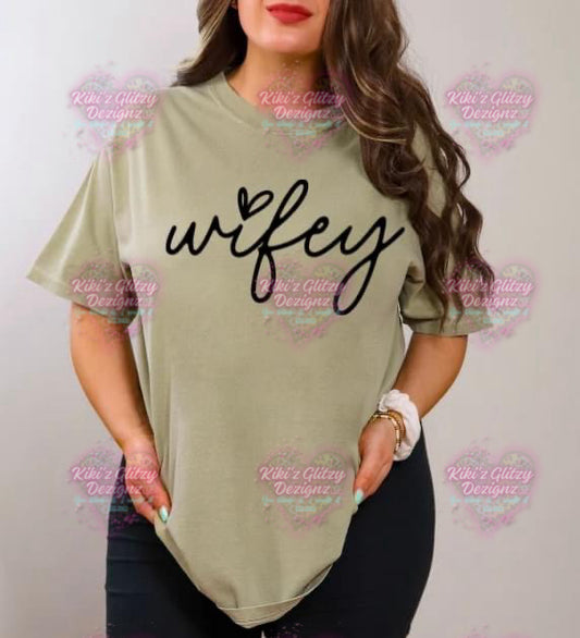 {MTO} Wifey tee